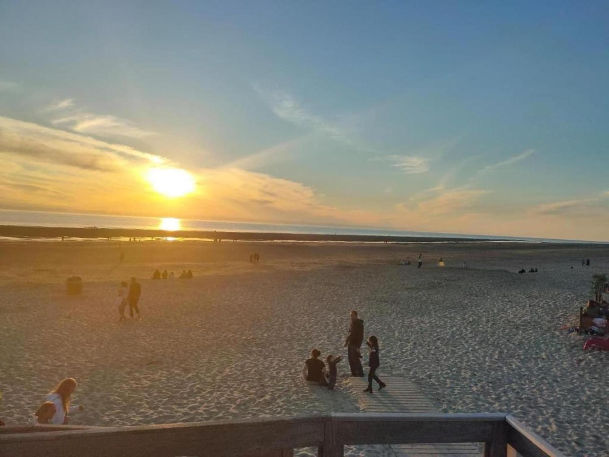 Chic Chalet In Quend Plage Les Pins With Barbecue Extérieur photo